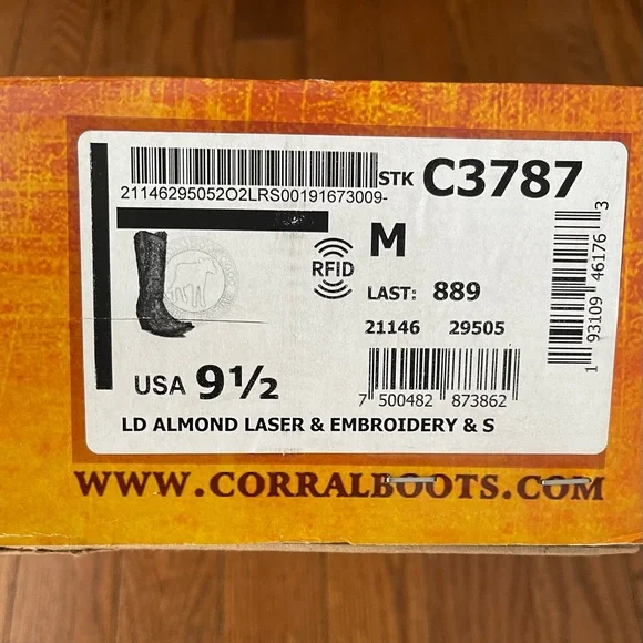 Corral Brown and Gray Embellished Heeled Boots - Picture 14 of 16